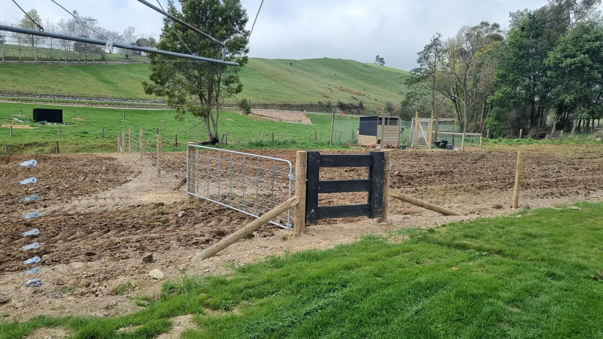 Heavy-Duty Farm Gates